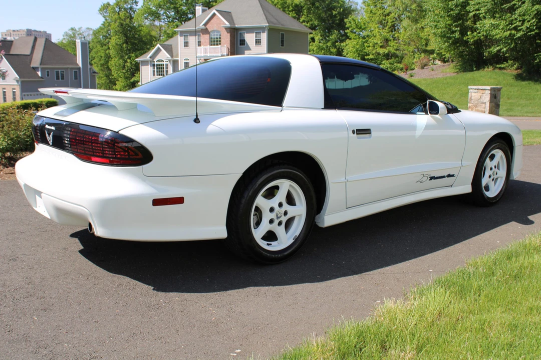 1994 Pontiac Firebird Trans Am 4th Gen - Image 23 of 31