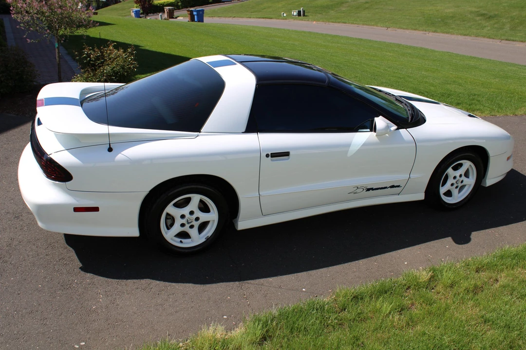 1994 Pontiac Firebird Trans Am 4th Gen - Image 24 of 31