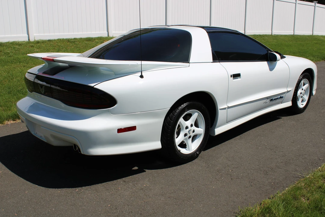 1994 Pontiac Firebird Trans Am 4th Gen - Image 21 of 31