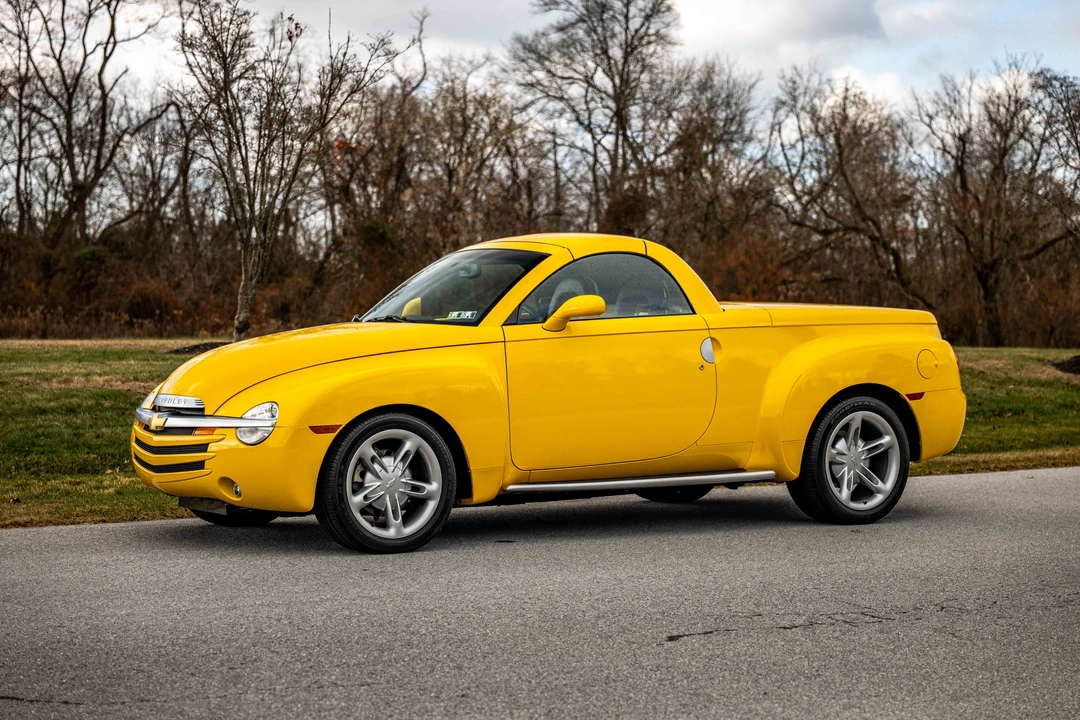 2004 Chevrolet SSR - Image 27 of 31