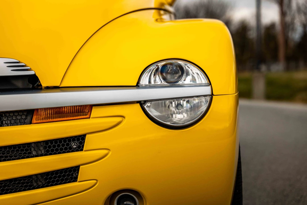 2004 Chevrolet SSR - Image 31 of 31