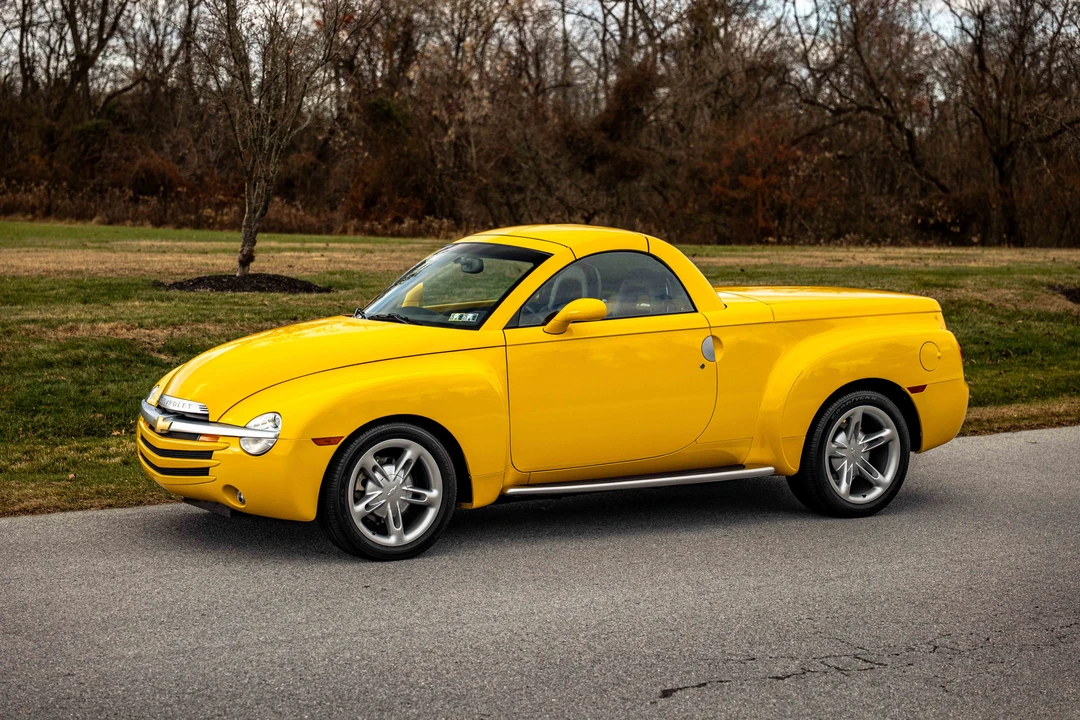 2004 Chevrolet SSR - Image 26 of 31