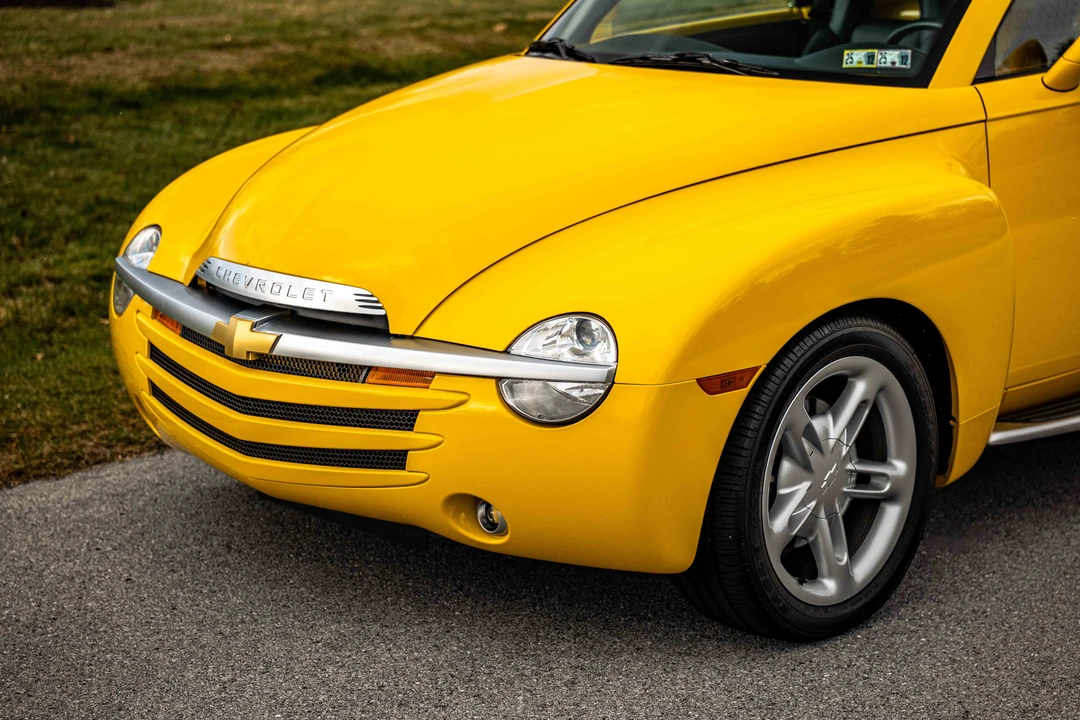 2004 Chevrolet SSR - Image 28 of 31