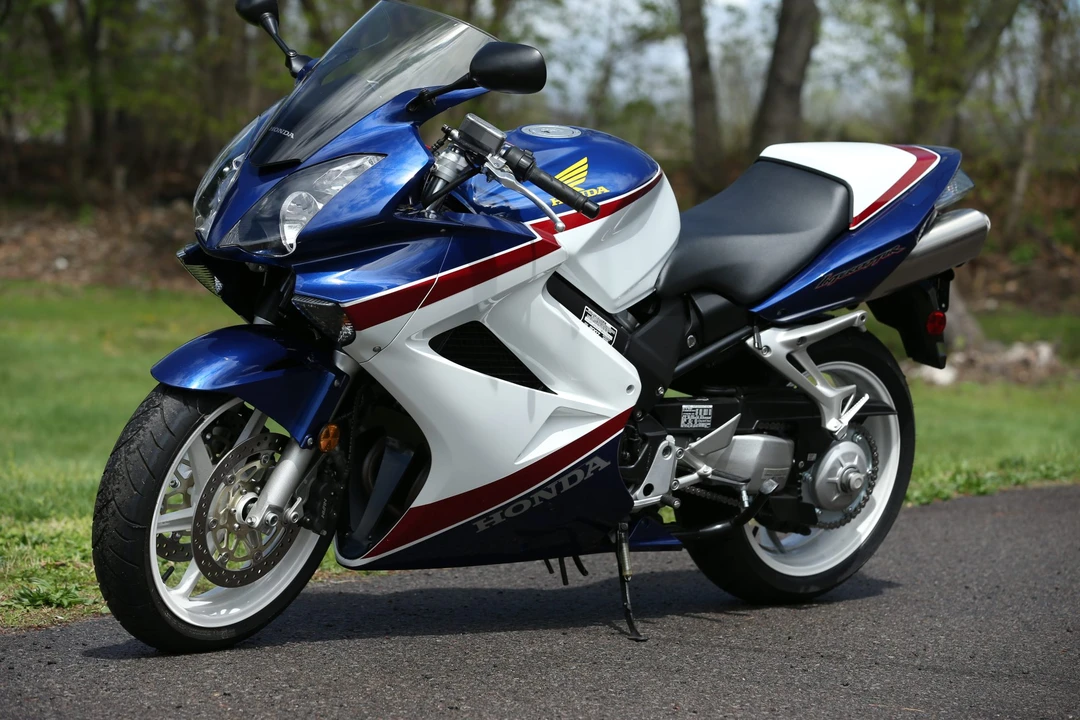 2007 Honda VF & VFR - Image 3 of 31