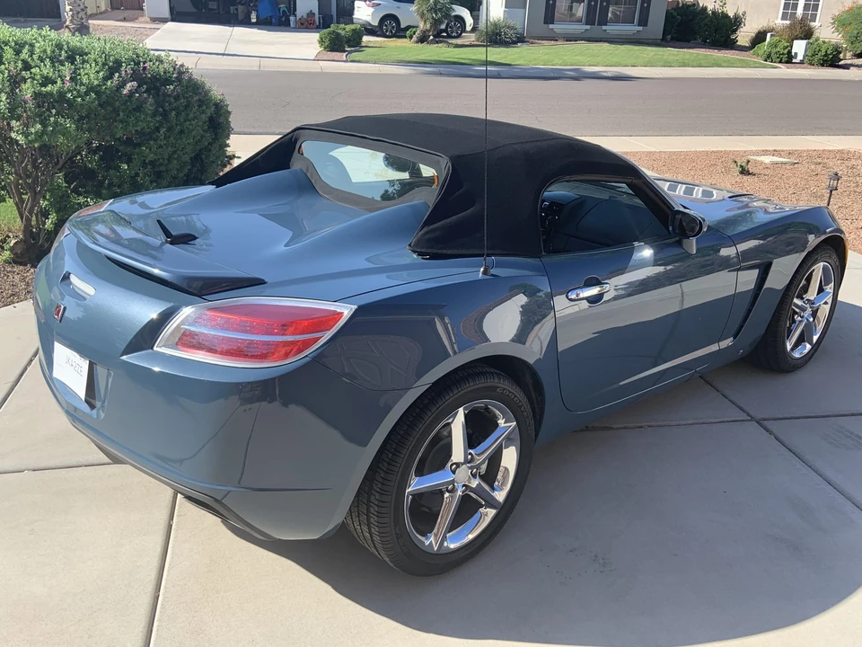 2007 Saturn Sky - Image 14 of 31