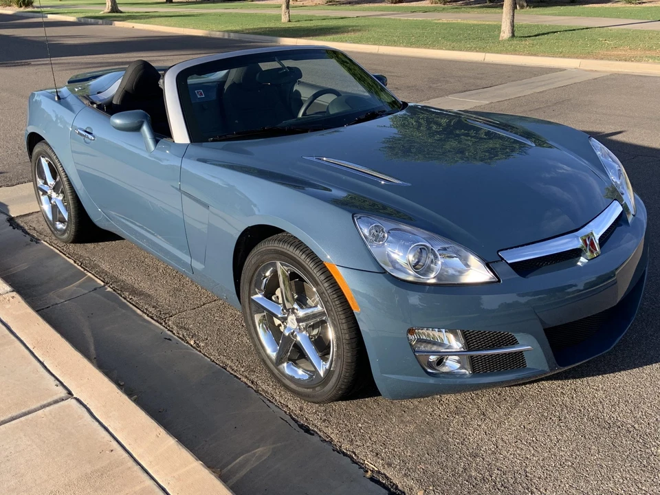 2007 Saturn Sky - Image 2 of 31