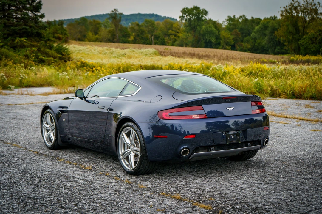 2009 Aston Martin V8 Vantage (2006-2017) - Image 18 of 31