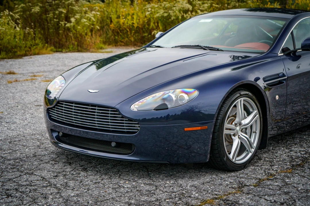 2009 Aston Martin V8 Vantage (2006-2017) - Image 24 of 31