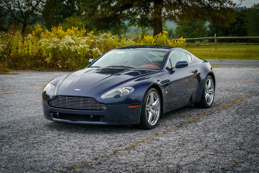 2009 Aston Martin V8 Vantage (2006-2017) - Image 3 of 31