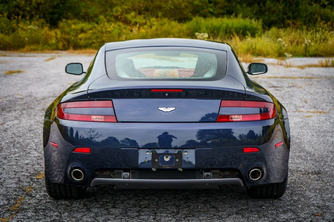 2009 Aston Martin V8 Vantage (2006-2017) - Image 15 of 31