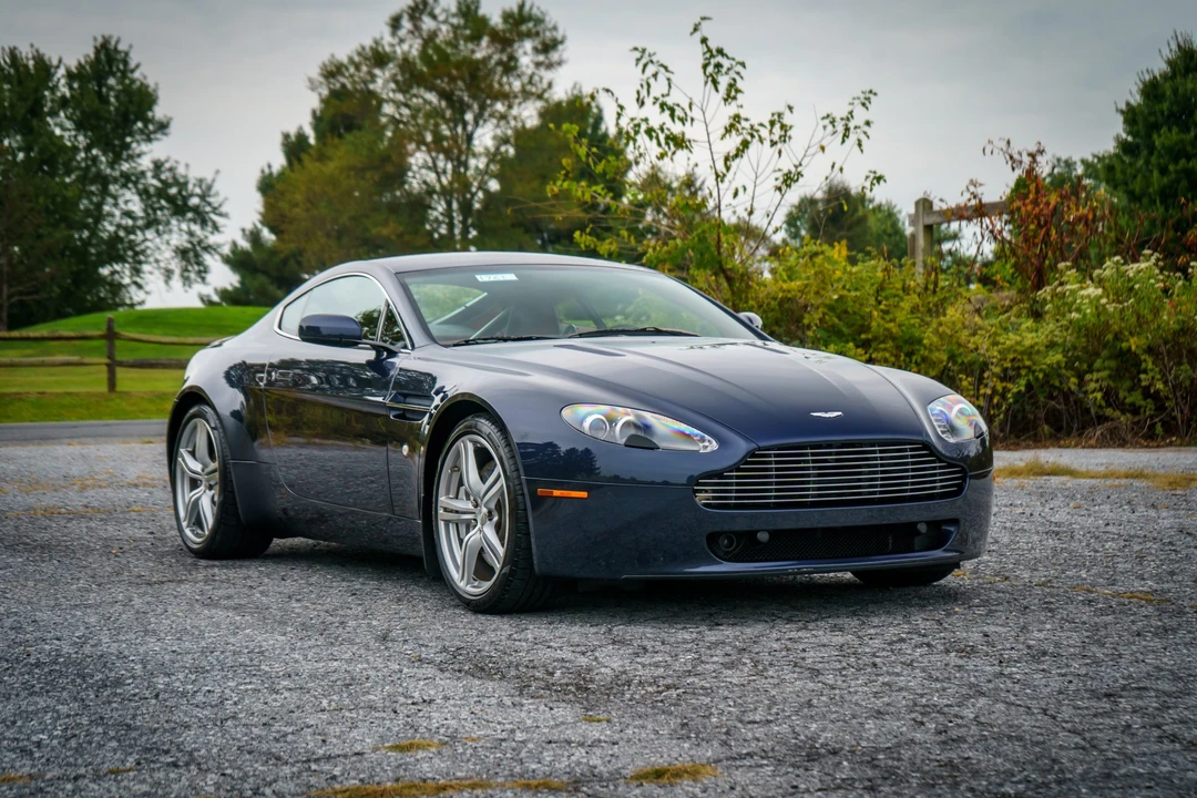 2009 Aston Martin V8 Vantage (2006-2017) - Image 9 of 31