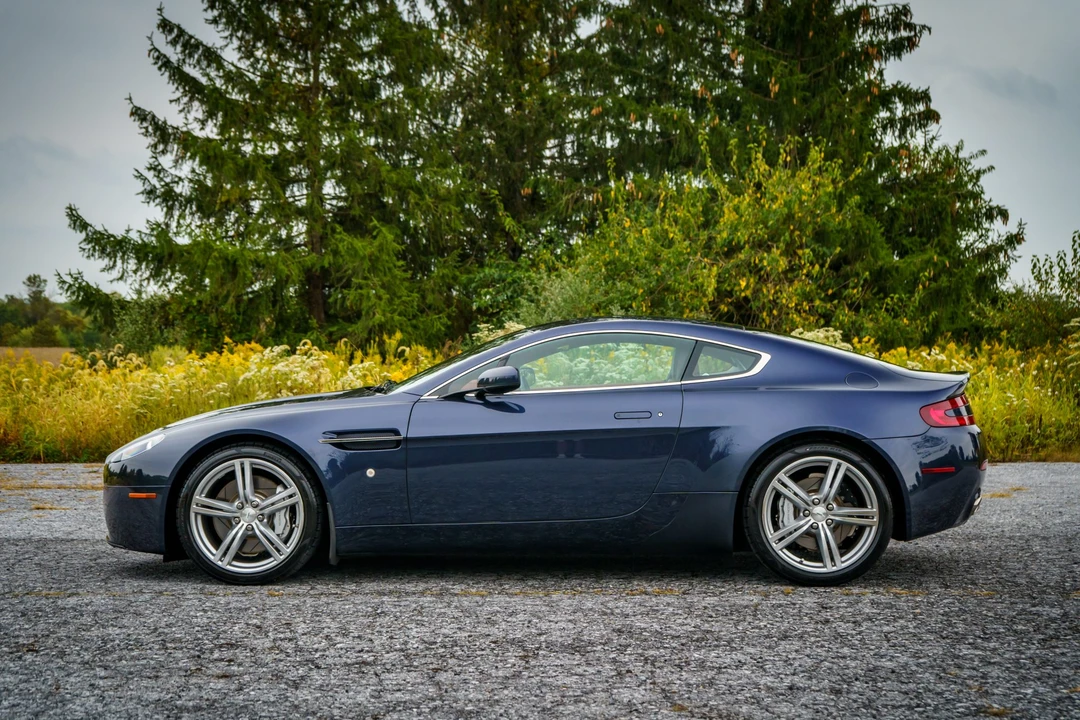2009 Aston Martin V8 Vantage (2006-2017) - Image 19 of 31