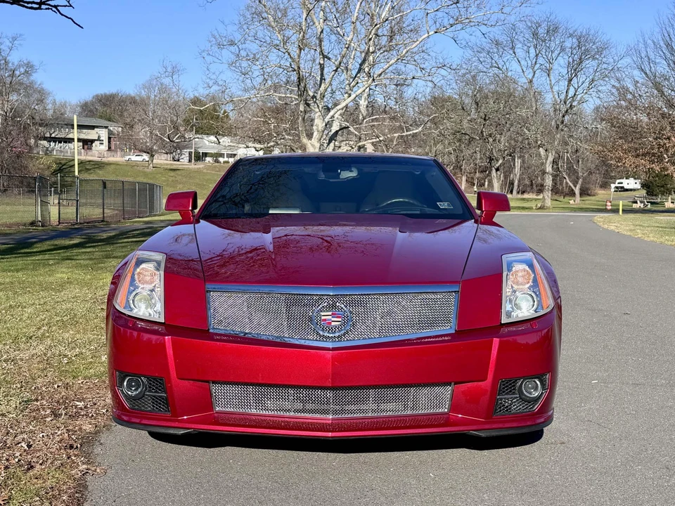 2009 Cadillac XLR-V - Image 12 of 31