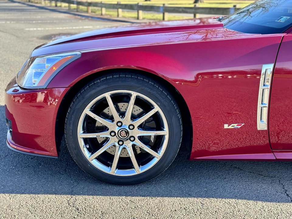 2009 Cadillac XLR-V - Image 28 of 31