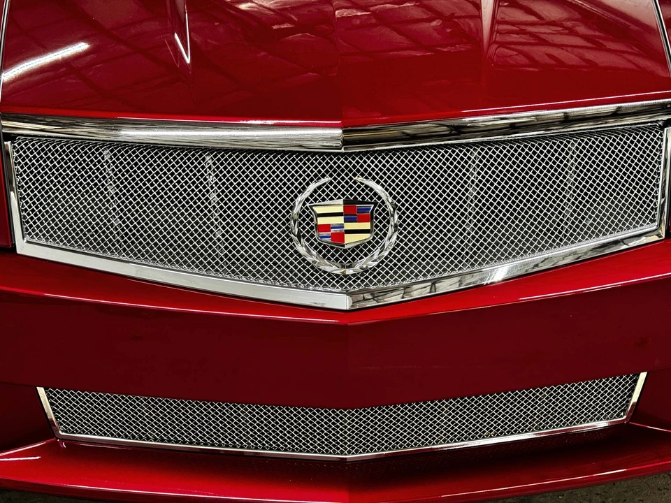 2009 Cadillac XLR-V - Image 25 of 31