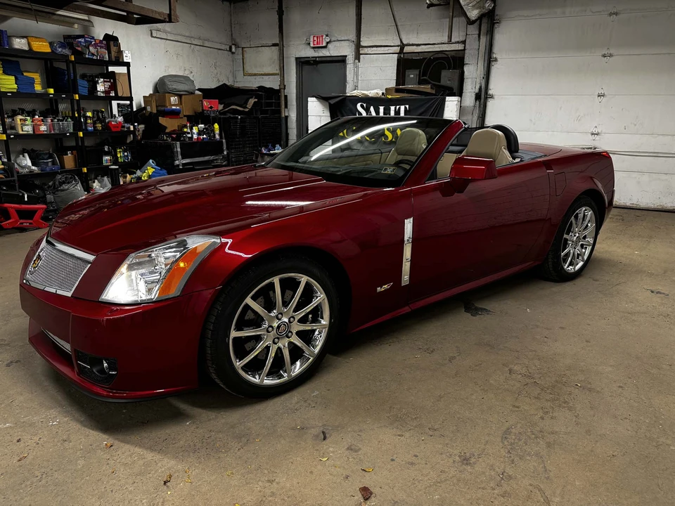 2009 Cadillac XLR-V - Image 20 of 31