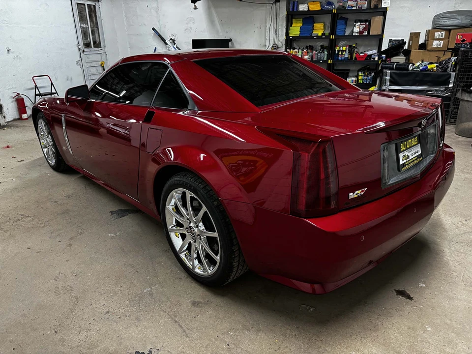 2009 Cadillac XLR-V - Image 14 of 31