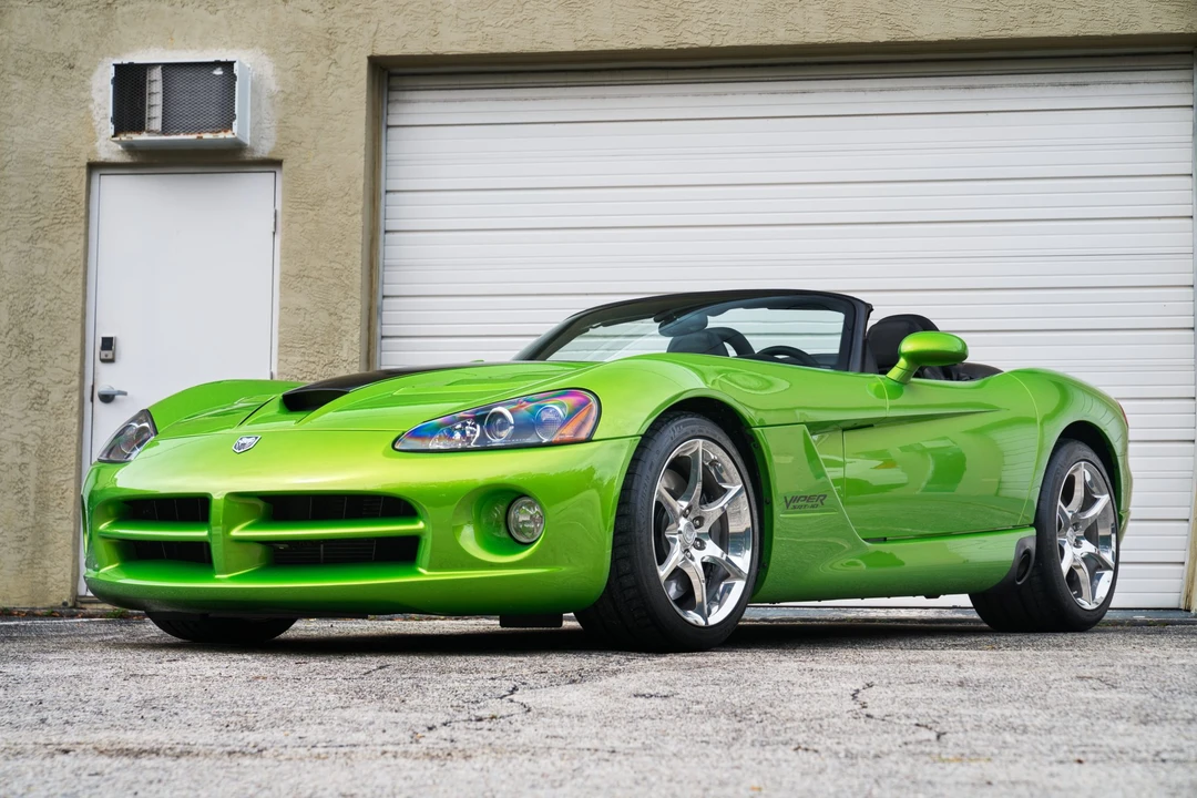 2010 Dodge Viper 4th Gen - Image 2 of 31