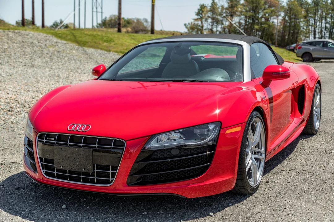 2011 Audi 42 R8 - Image 10 of 31