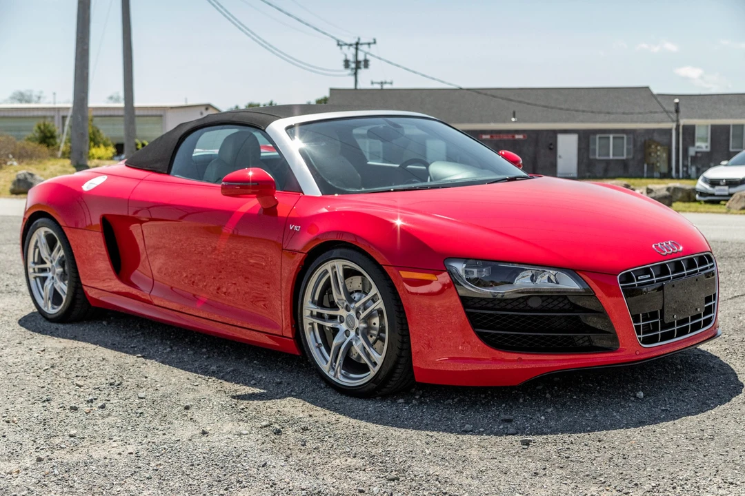 2011 Audi 42 R8 - Image 12 of 31