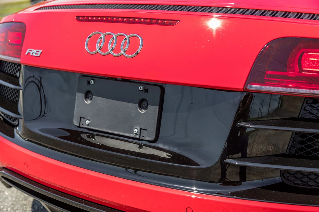 2011 Audi 42 R8 - Image 21 of 31