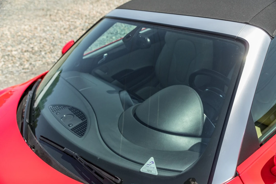 2011 Audi 42 R8 - Image 26 of 31