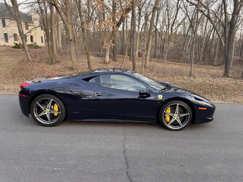 2013 Ferrari 458 Italia - Image 20 of 31