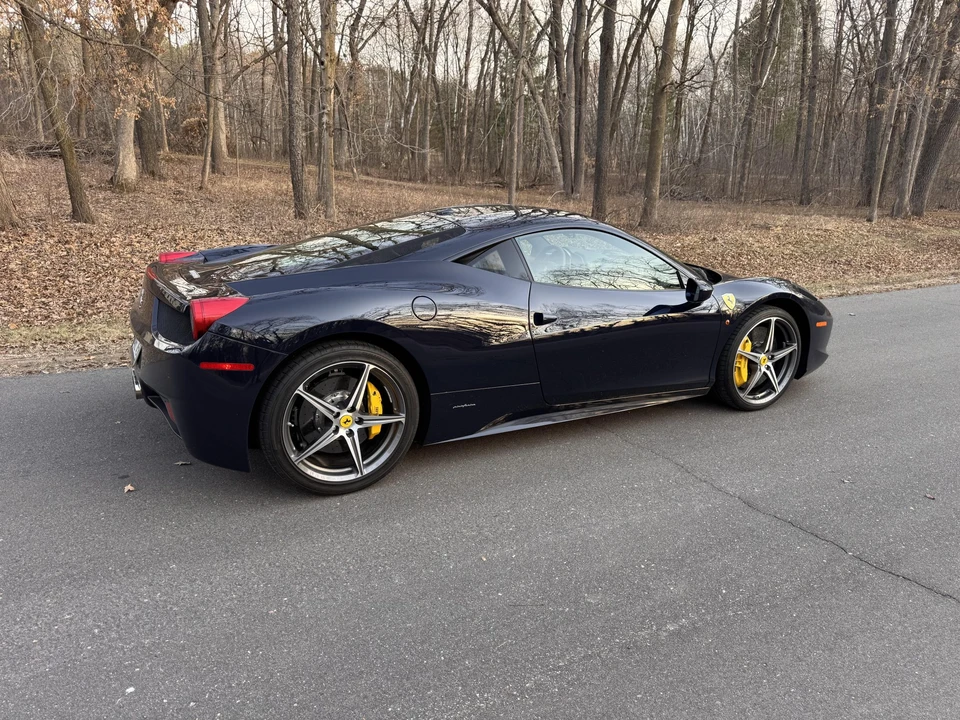 2013 Ferrari 458 Italia - Image 26 of 31