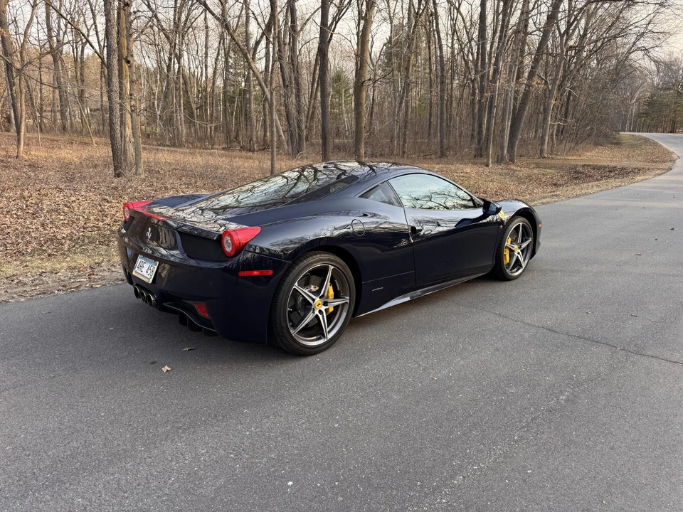 2013 Ferrari 458 Italia - Image 27 of 31