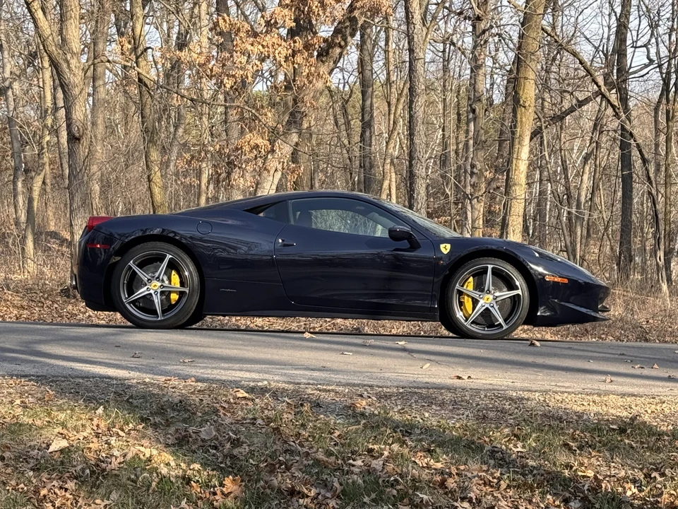2013 Ferrari 458 Italia - Image 24 of 31