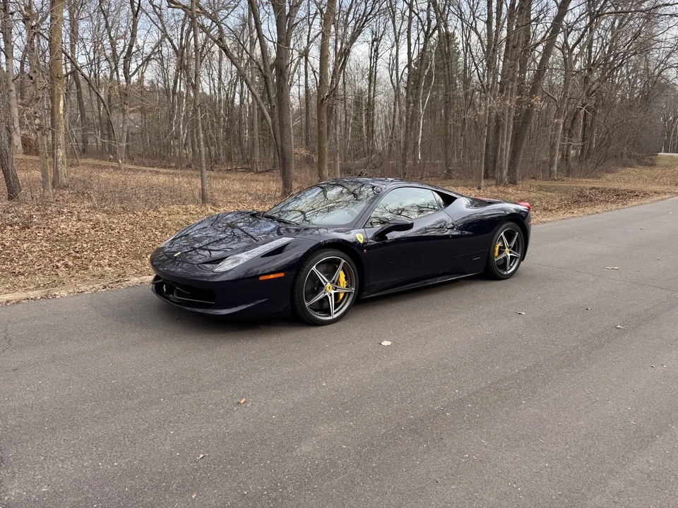 2013 Ferrari 458 Italia - Image 5 of 31