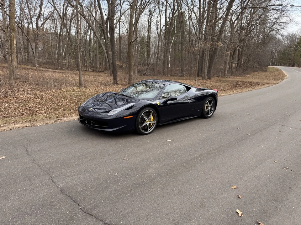 2013 Ferrari 458 Italia - Image 3 of 31