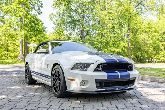 2013 Ford S197 II Shelby Mustang GT500 - Image 2 of 31