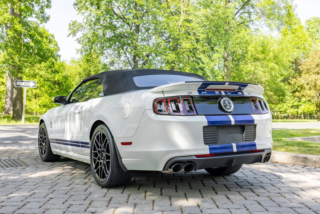 2013 Ford S197 II Shelby Mustang GT500 - Image 9 of 31