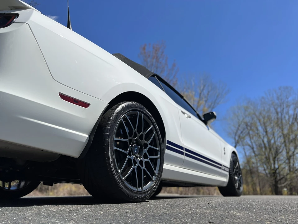 2013 Ford S197 II Shelby Mustang GT500 - Image 29 of 31
