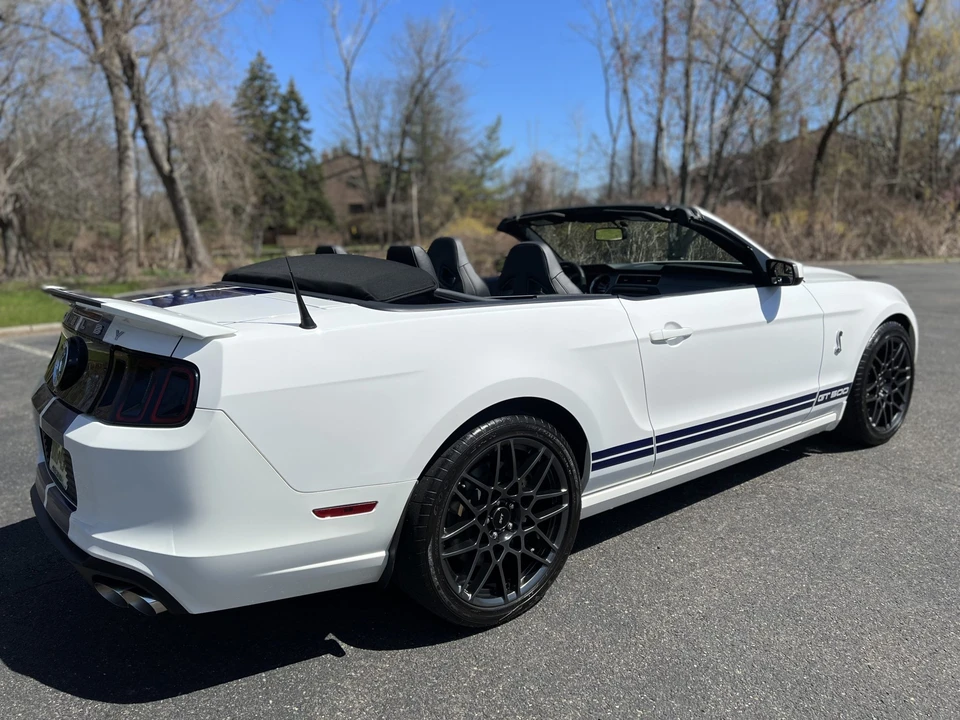 2013 Ford S197 II Shelby Mustang GT500 - Image 19 of 31