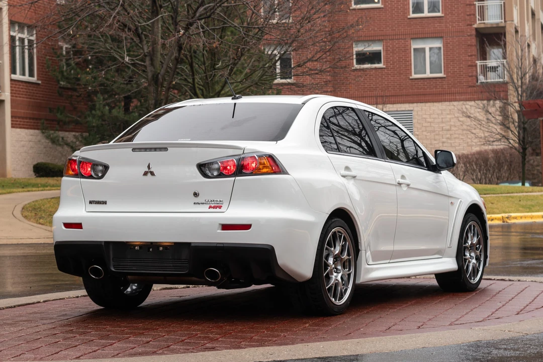2013 Mitsubishi Lancer Evolution X 9th Gen - Image 11 of 31