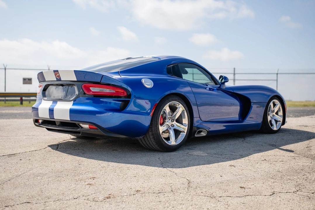 2013 Dodge Viper 5th Gen - Image 11 of 31
