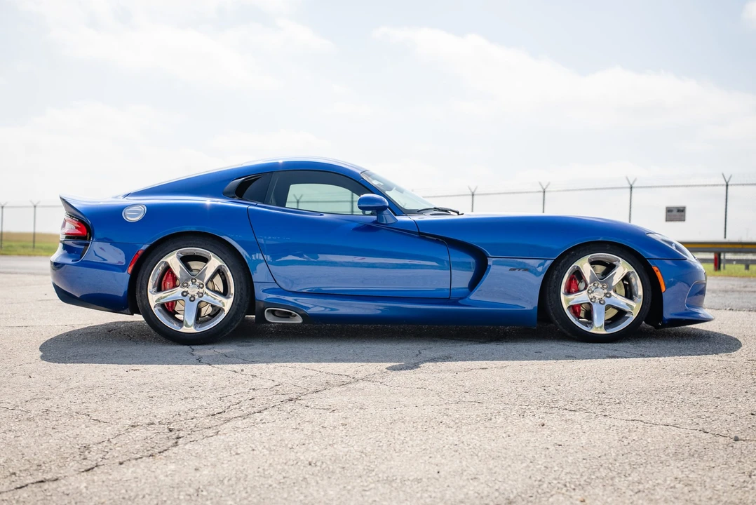 2013 Dodge Viper 5th Gen - Image 9 of 31