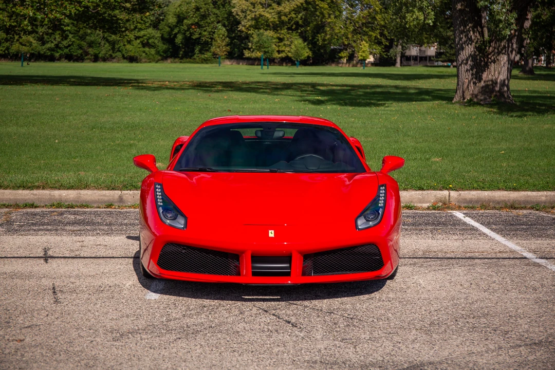 2016 Ferrari 488 GTB - Image 23 of 31