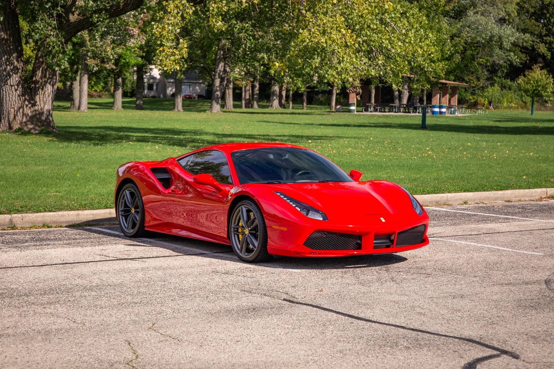2016 Ferrari 488 GTB - Image 5 of 31