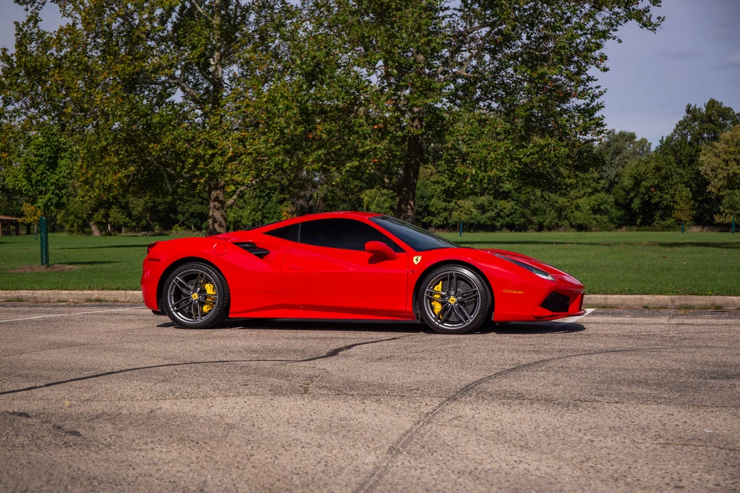 2016 Ferrari 488 GTB - Image 7 of 31