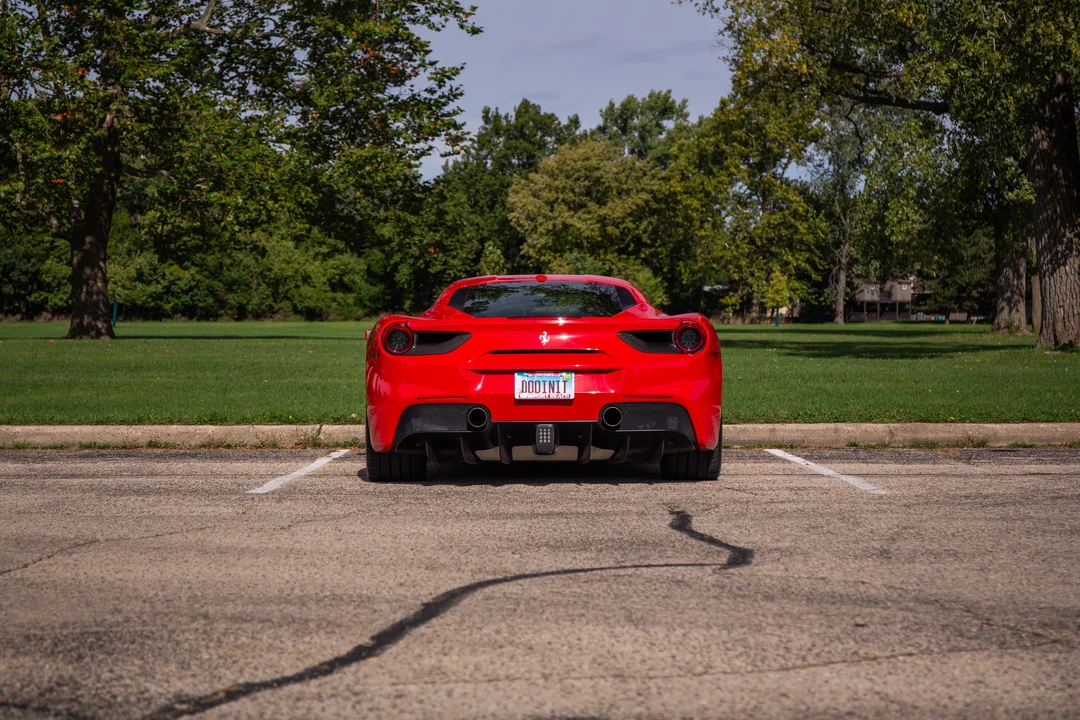 2016 Ferrari 488 GTB - Image 14 of 31