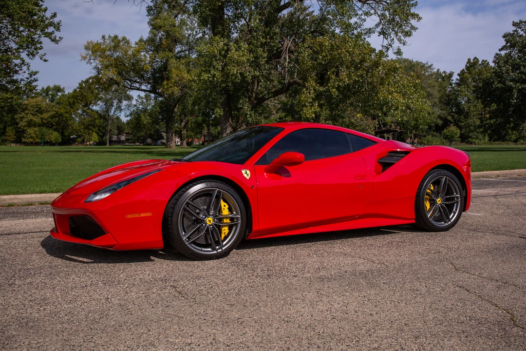 2016 Ferrari 488 GTB - Image 19 of 31