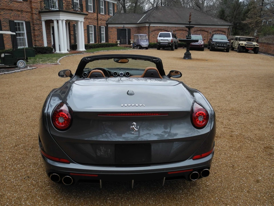 2016 Ferrari California T - Image 21 of 31