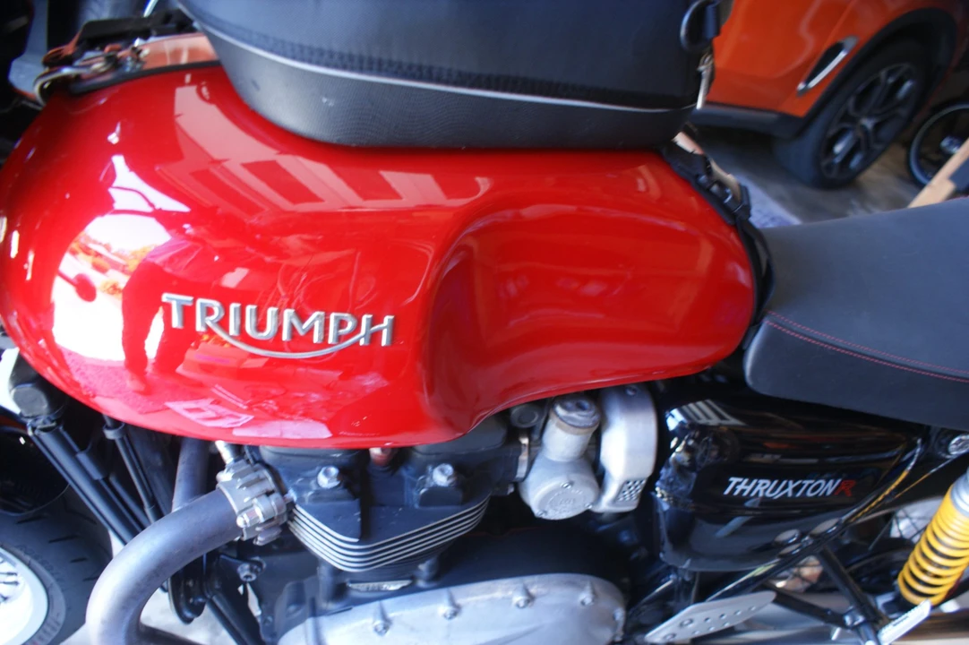 2016 Triumph Thruxton - Image 14 of 31