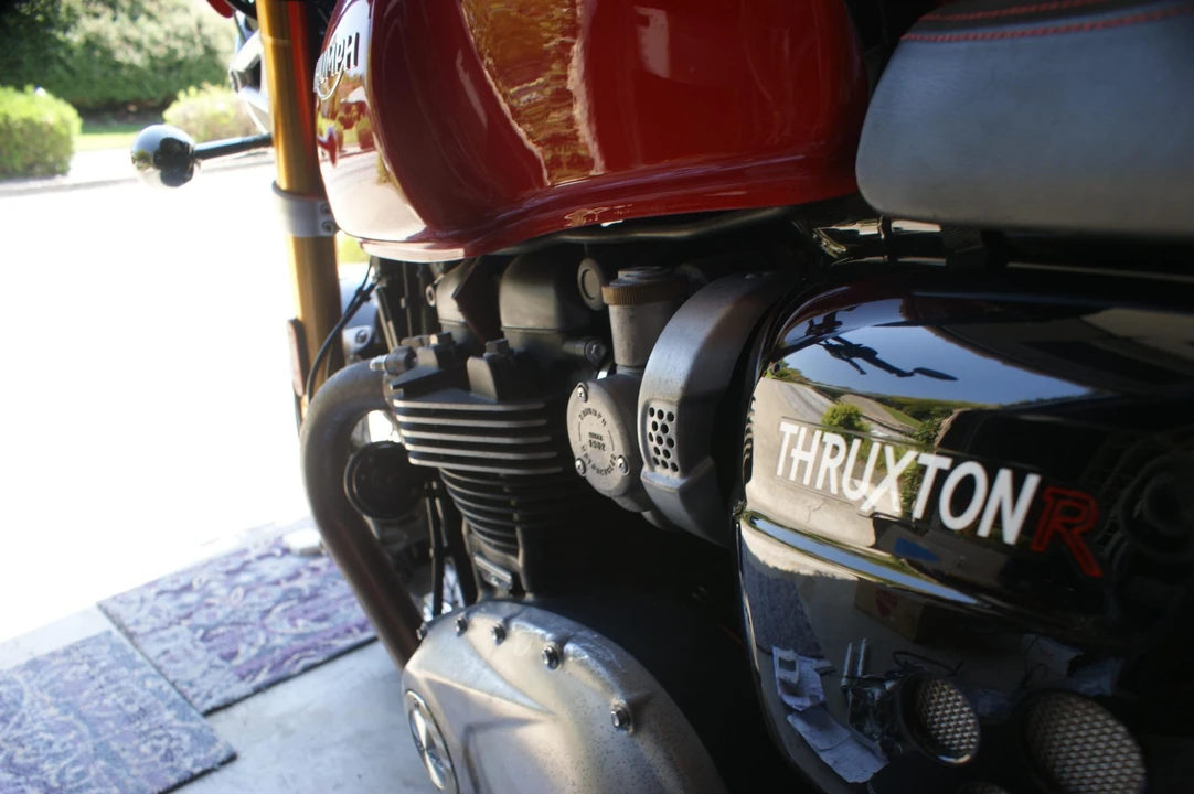 2016 Triumph Thruxton - Image 15 of 31