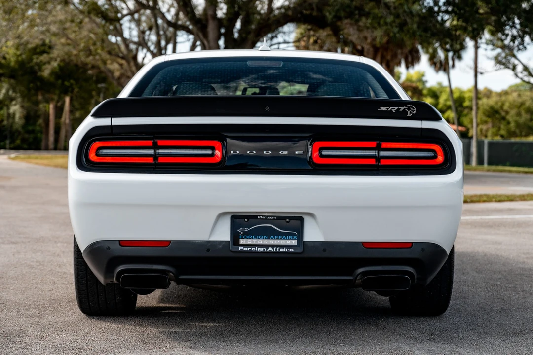 2017 Dodge Challenger SRT Hellcat 3rd Gen - Image 7 of 31