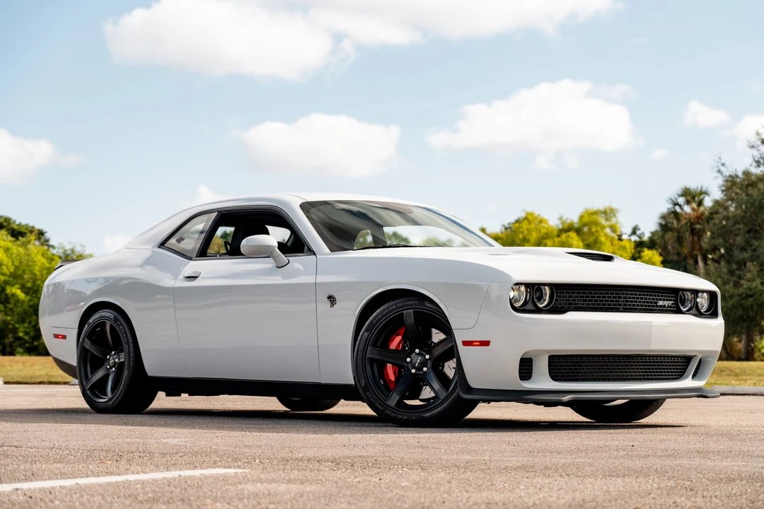 2017 Dodge Challenger SRT Hellcat 3rd Gen - Image 3 of 31