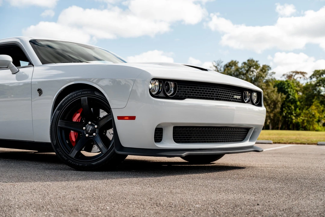 2017 Dodge Challenger SRT Hellcat 3rd Gen - Image 12 of 31